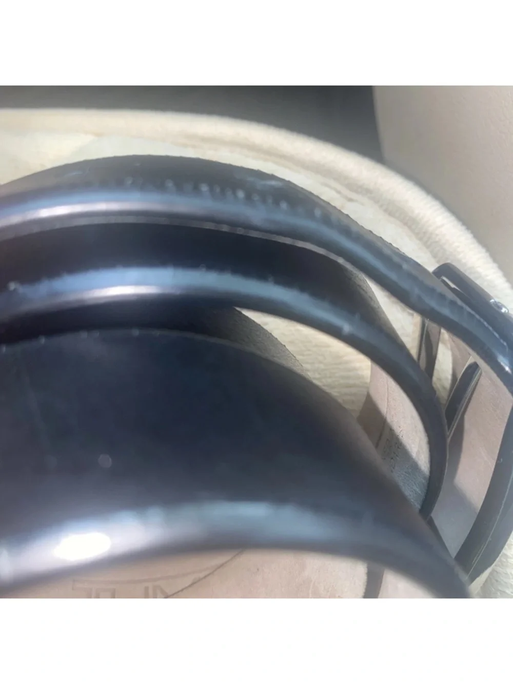 TUMI‎ Black Leather Belt Men's Size 42 Silver Hardware
